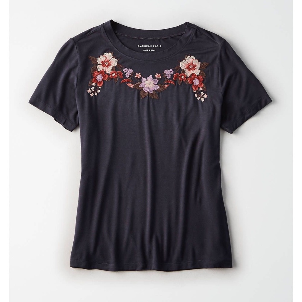 Dark Blue American Eagle Soft and Sexy T-shirt with floral Embroidery NWOT